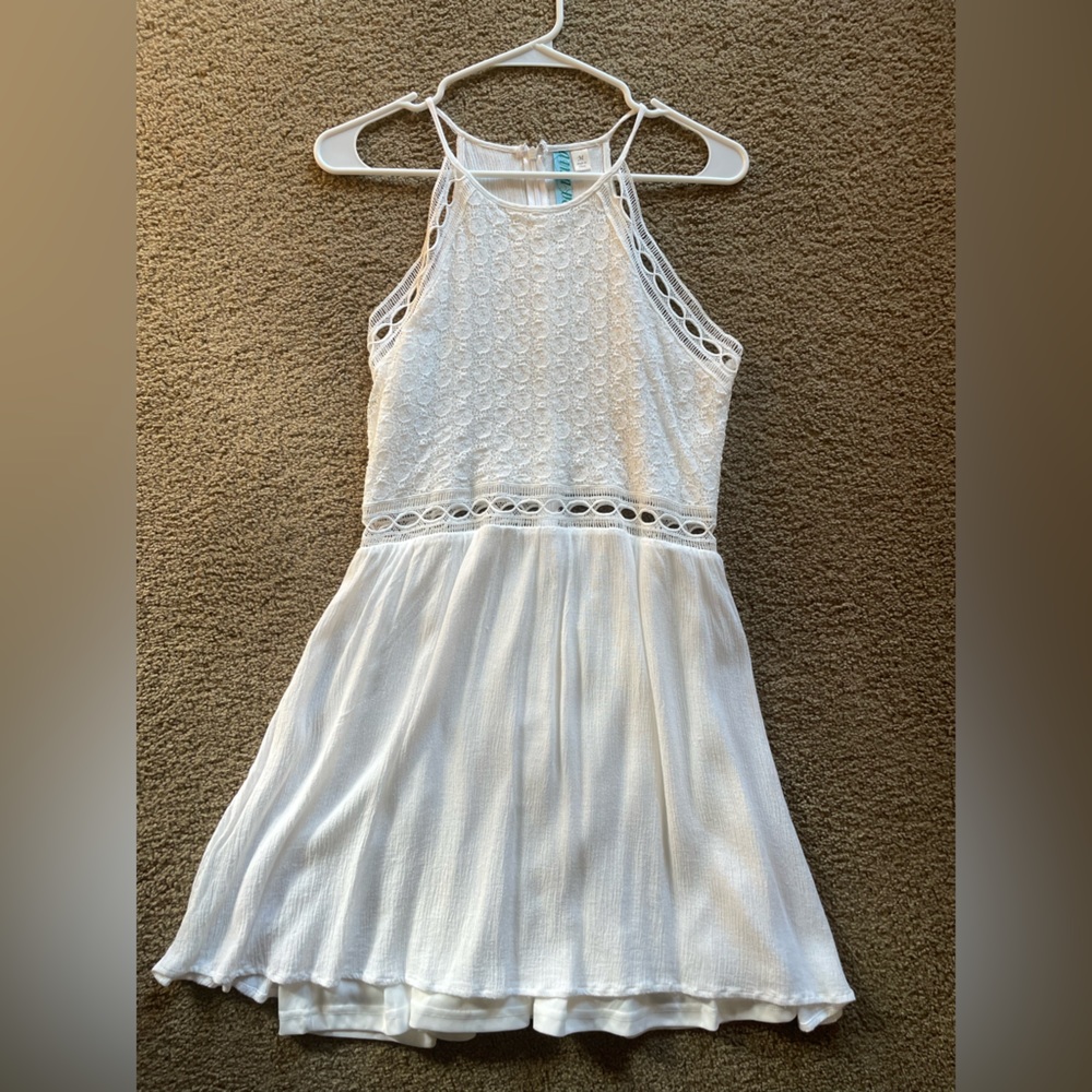 Francesca’s White Mini Dress, Size Medium